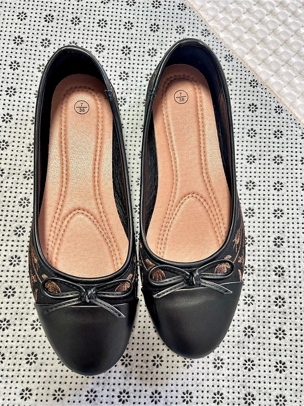 Embroidered Flats in Black Size US 7